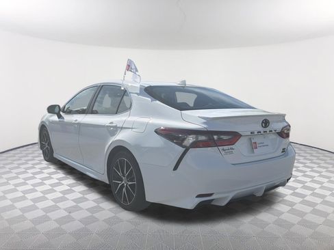 Certified 2024 Toyota Camry SE w/ Cold Weather Package AWD/4WD image 15