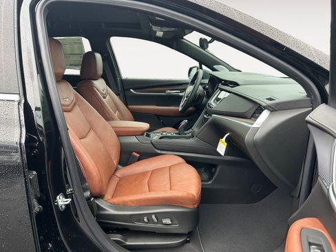 New 2026 Cadillac XT5 Premium Luxury w/ Driver Assist Package image 10