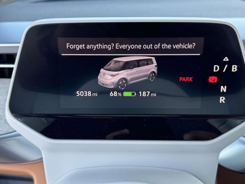 Certified 2025 Volkswagen ID. Buzz 1st Edition image 31