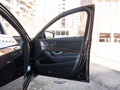 Used 2015 Mercedes-Benz S 550 4MATIC Sedan image 47