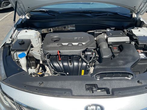 Used 2019 Kia Optima LX FWD image 14