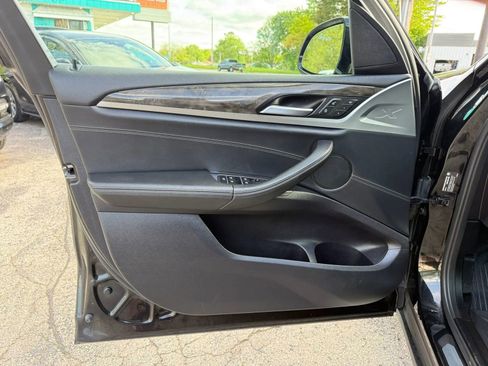 Used 2019 BMW X3 xDrive30i w/ Premium Package AWD/4WD image 9