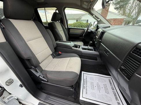 Used 2012 Nissan Titan PRO-4X image 12