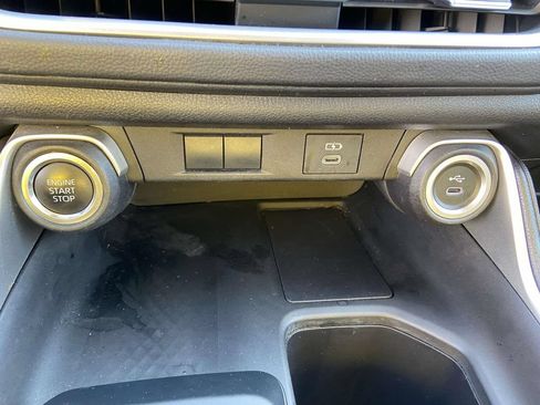 Used 2025 Toyota Grand Highlander FWD image 26