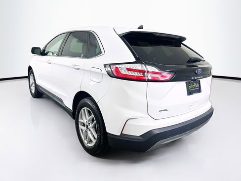 Used 2024 Ford Edge SEL image 5