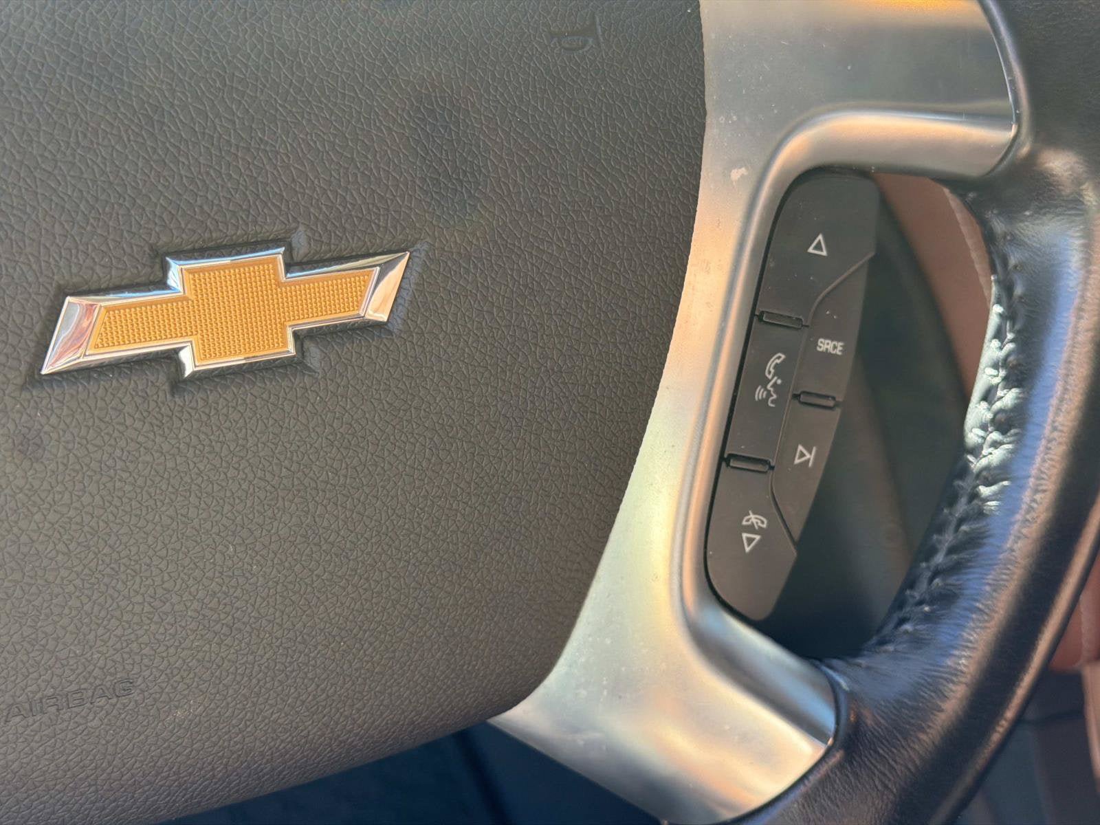 Used 2017 Chevrolet Traverse Premier FWD image 13
