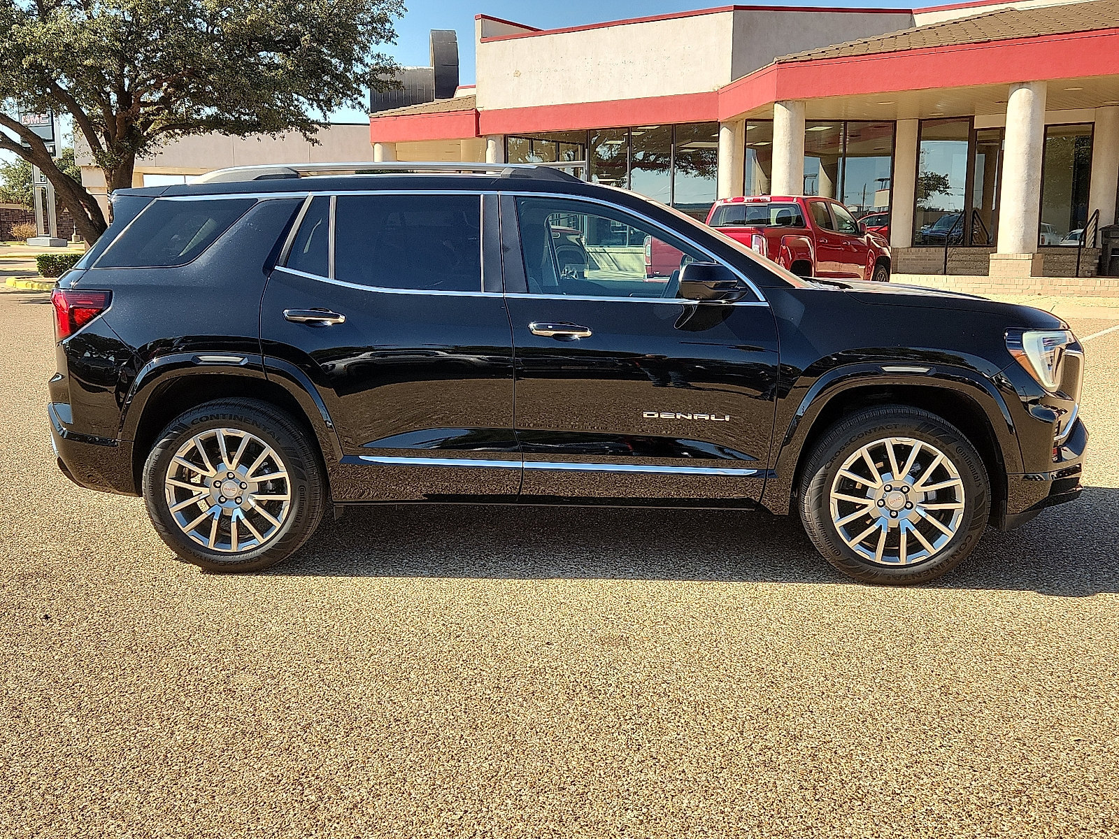 Used 2026 GMC Terrain Denali AWD/4WD image 5