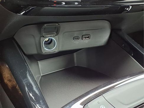 New 2026 Chevrolet Trax LT w/ Driver Confidence Package image 9