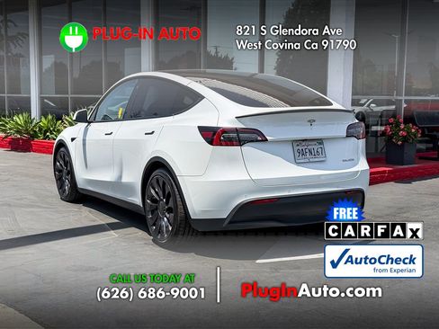 Used 2022 Tesla Model Y Performance AWD/4WD image 2