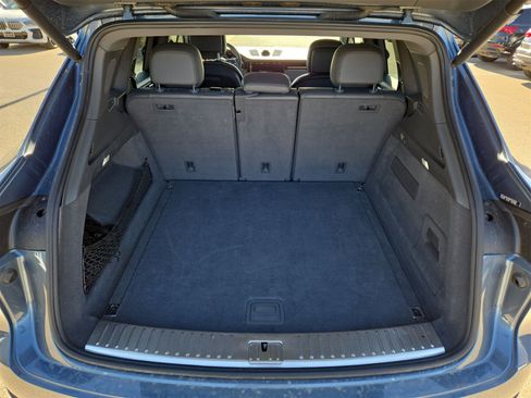 Used 2019 Porsche Cayenne image 12