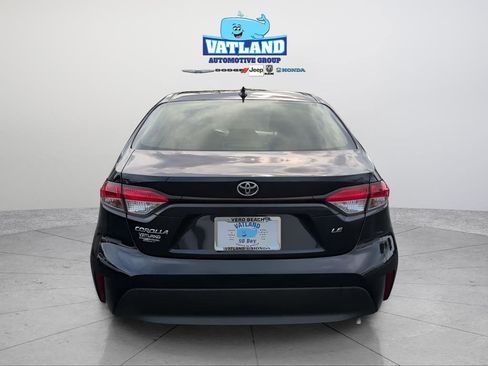 Used 2023 Toyota Corolla LE image 4