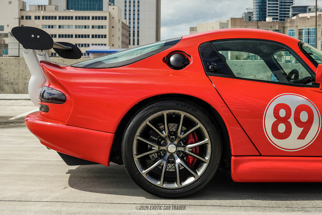 Used 1998 Dodge Viper GTS RWD image 9