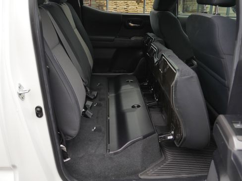 Used 2023 Toyota Tacoma TRD Off-Road w/ Black Out Package (TMS) image 29