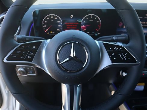 New 2026 Mercedes-Benz GLB 250 4MATIC image 38