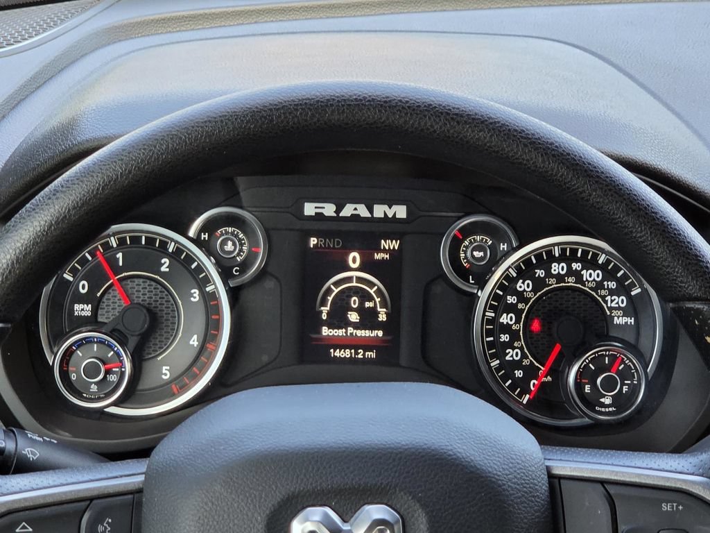 Used 2024 RAM 2500 Tradesman w/ Chrome Appearance Group AWD/4WD image 24