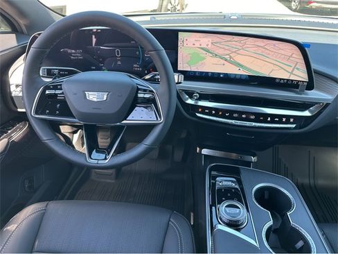New 2025 Cadillac Lyriq Sport image 18