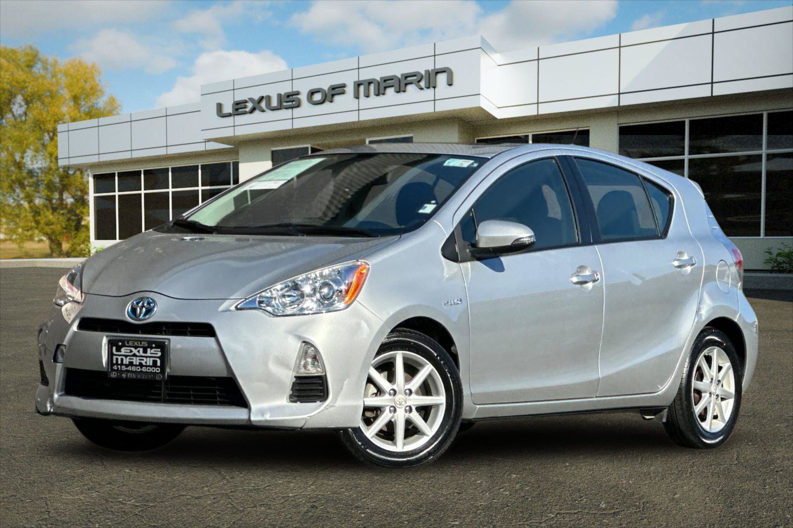 Used 2012 Toyota Prius C Three FWD image 1
