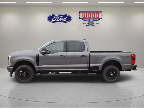 New 2026 Ford F250 Lariat w/ Black Appearance Package AWD/4WD image 6