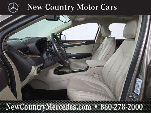 Used 2019 Lincoln MKC Select w/ Select Plus Package image 14