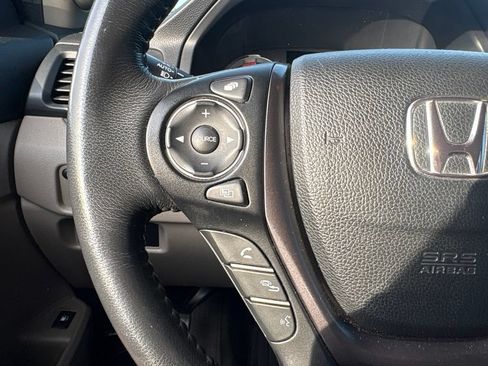 Used 2017 Honda Ridgeline RTL-T image 20