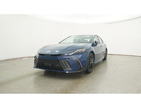 New 2026 Toyota Camry SE image 41