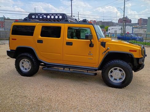Used 2005 HUMMER H2 w/ Preferred Equipment Group AWD/4WD image 20