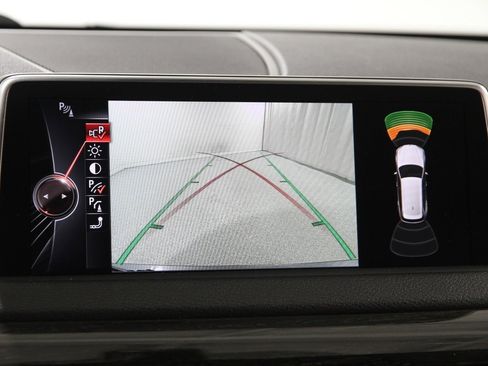 Used 2015 BMW X5 xDrive35d image 13