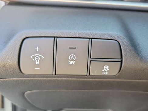 New 2026 Hyundai Elantra SE FWD image 17