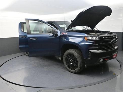 Used 2021 Chevrolet Silverado 1500 LT Trail Boss w/ Bed Protection Package image 35