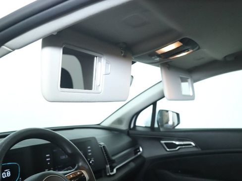 Used 2025 Kia Sportage LX FWD image 19
