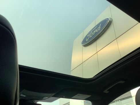 Certified 2024 Ford Edge ST-Line w/ Cargo Accessory Package AWD/4WD image 11