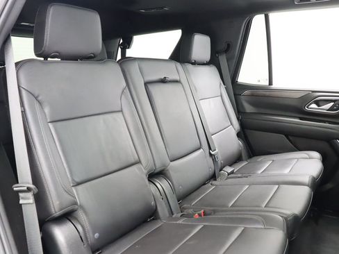 Used 2022 Chevrolet Tahoe LT w/ LT Signature Package RWD image 35