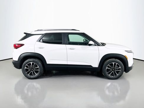 New 2026 Chevrolet TrailBlazer LT w/ Convenience Package image 4