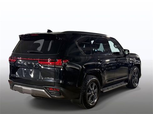 Certified 2025 Lexus LX 700h Overtrail image 10