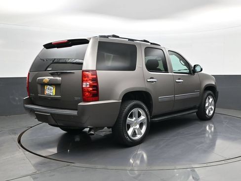 Used 2012 Chevrolet Tahoe LTZ AWD/4WD image 5