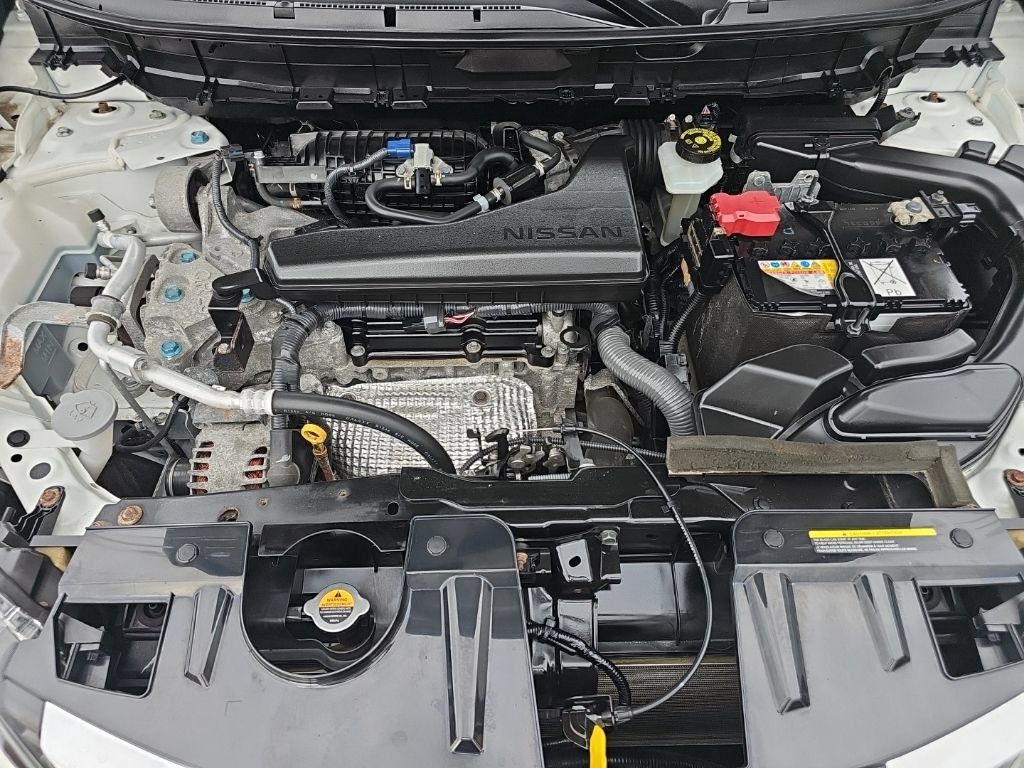 Used 2020 Nissan Rogue SV w/ Sun & Sound Touring Package AWD/4WD image 44