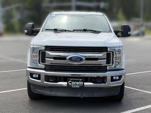 Used 2018 Ford F250 XLT w/ XLT Value Package AWD/4WD image 6