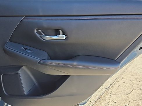 Used 2024 Nissan Sentra SR w/ SR Premium Package image 34