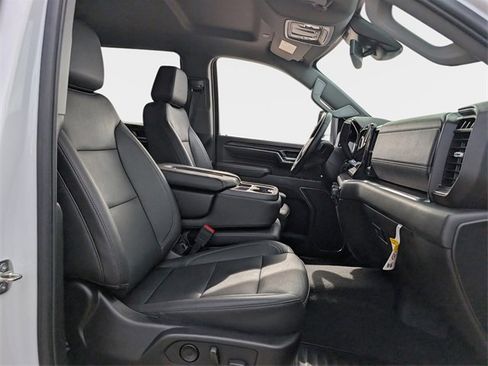 Used 2024 Chevrolet Silverado 2500 LTZ image 12