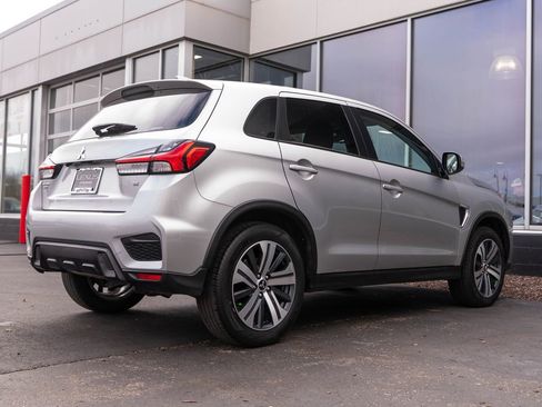Used 2024 Mitsubishi Outlander Sport SE AWD/4WD image 9
