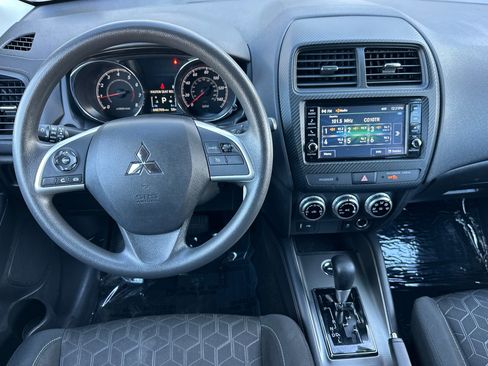 Used 2024 Mitsubishi Outlander Sport ES image 14