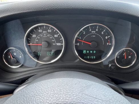 Used 2012 Jeep Wrangler Sahara w/ Connectivity Group AWD/4WD image 14