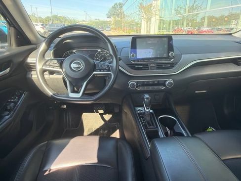 Used 2024 Nissan Altima 2.5 SR FWD image 23