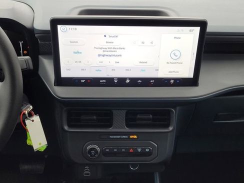 New 2026 Ford Maverick XL image 13