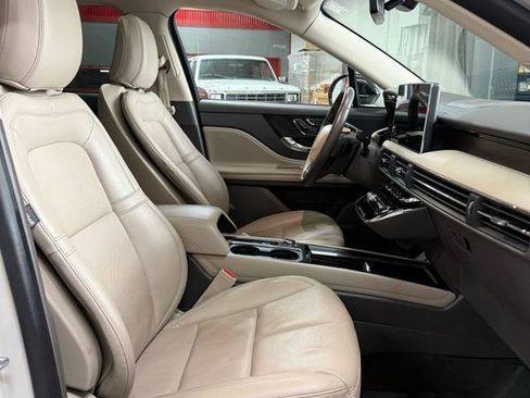 Used 2023 Lincoln Corsair Reserve w/ Equipment Group 201A image 19