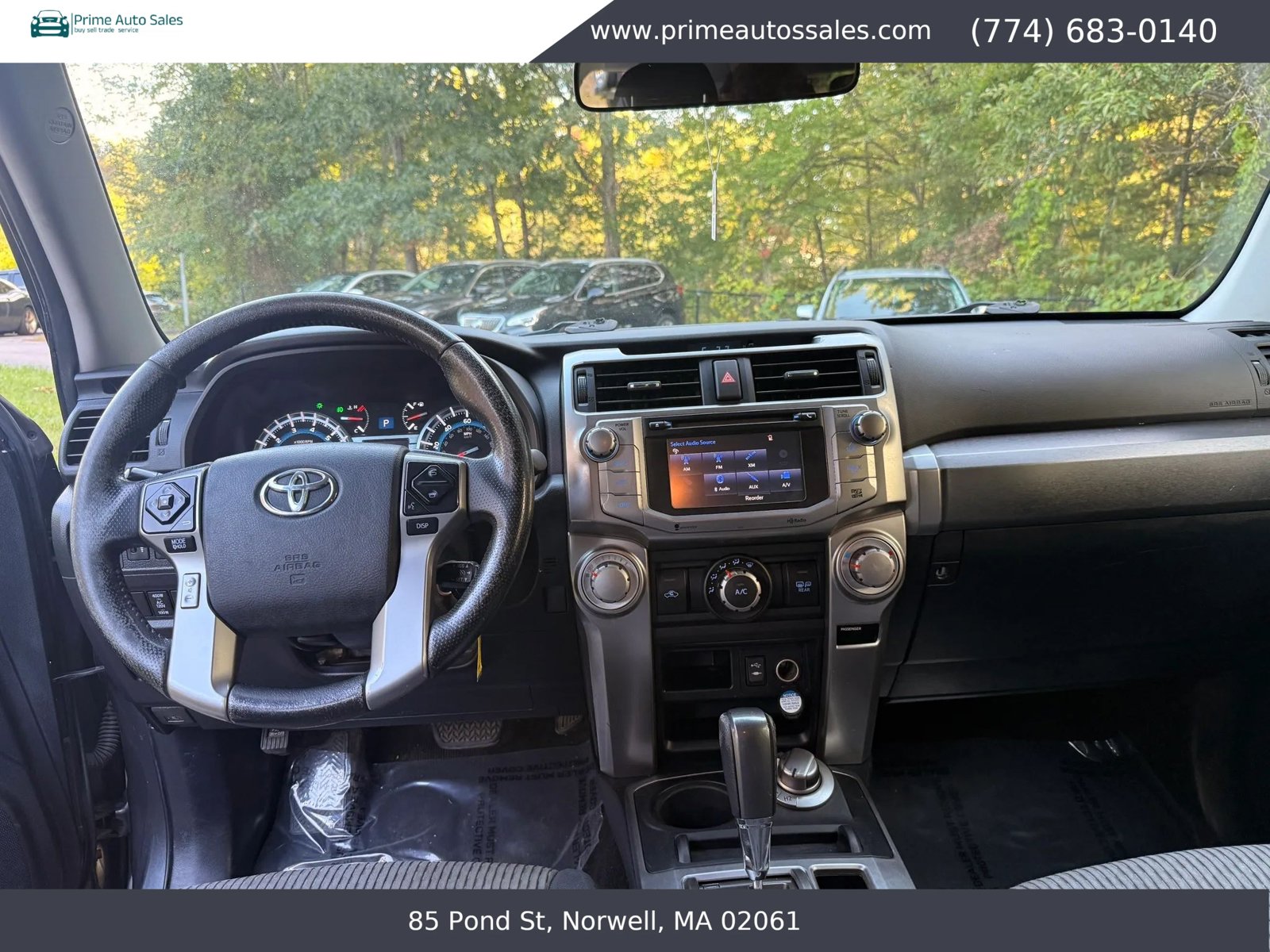 Used 2015 Toyota 4Runner SR5 AWD/4WD image 19