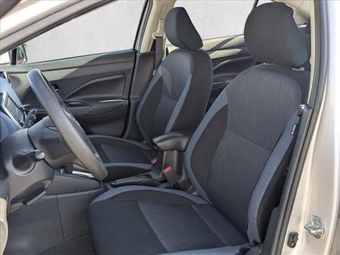 Used 2025 Nissan Versa SV image 15