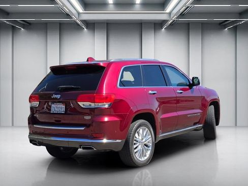 Used 2017 Jeep Grand Cherokee Summit AWD/4WD image 4