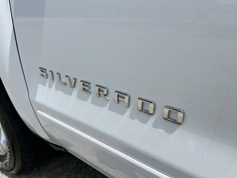 Used 2017 Chevrolet Silverado 1500 LT w/ All Star Edition AWD/4WD image 32
