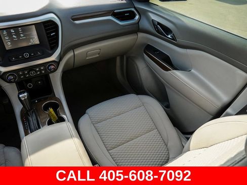 Used 2019 GMC Acadia SLE FWD image 30